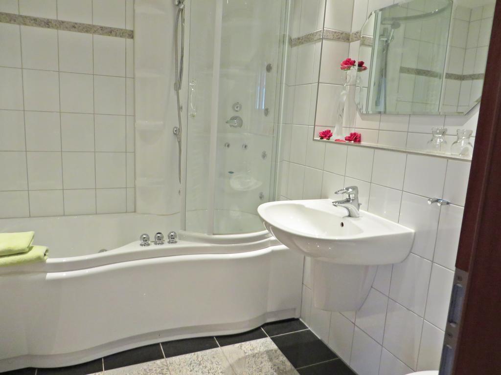 Hotel Roseneck Hagenow Quarto foto